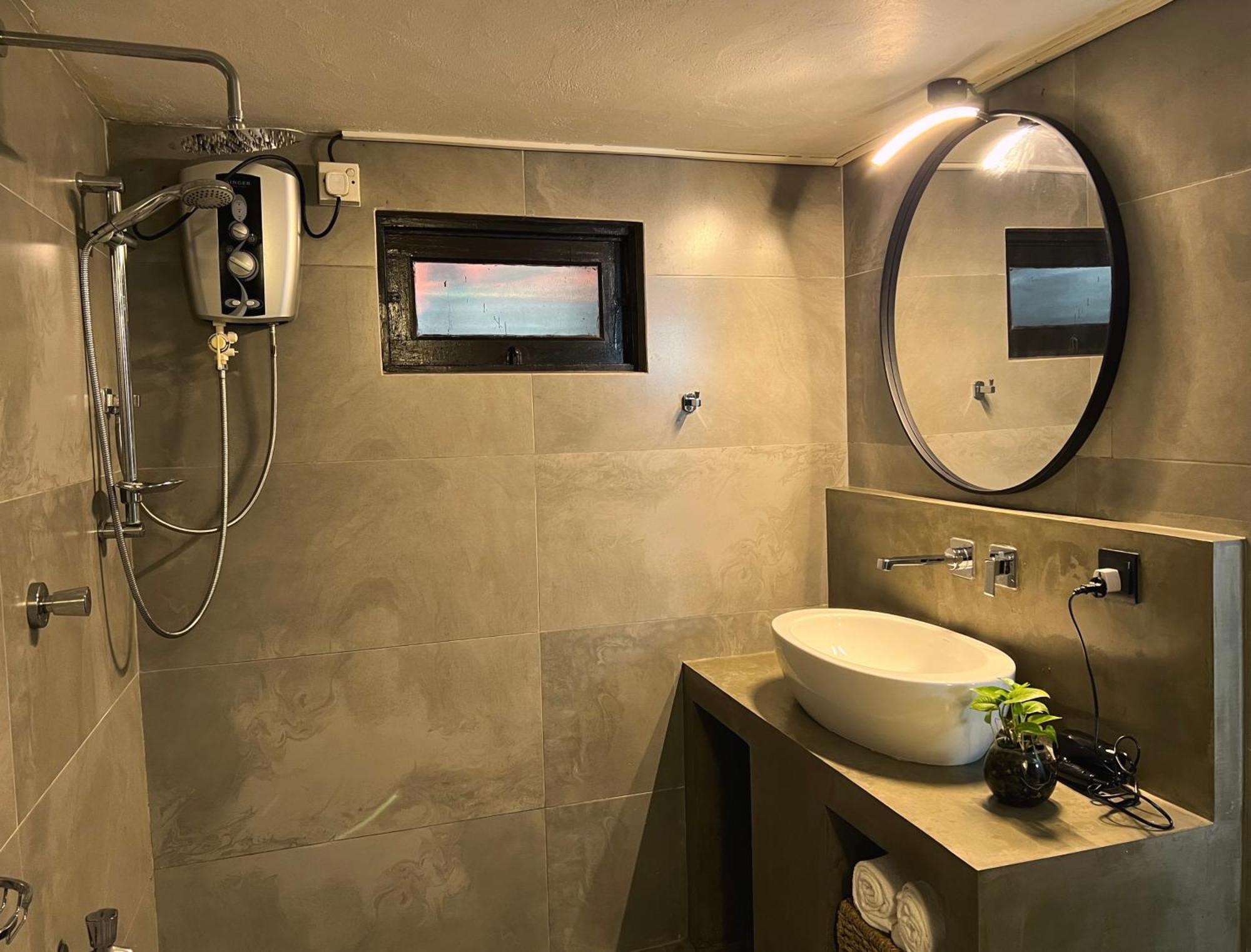 Villa River Breeze Weligama Kültér fotó